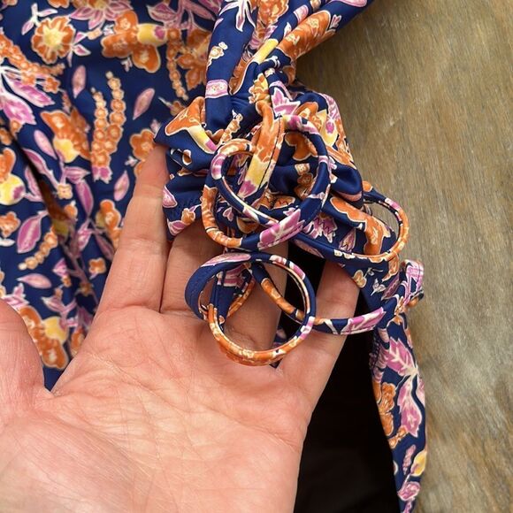 J‎ Crew Swimsuit Size 24 Halter cutout one-piece in painted block print - Picture 5 of 9